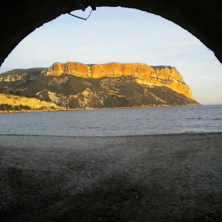 Face Au Cap 1 *