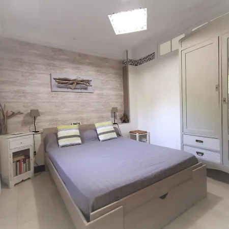 Apartment Face Au Cap 1